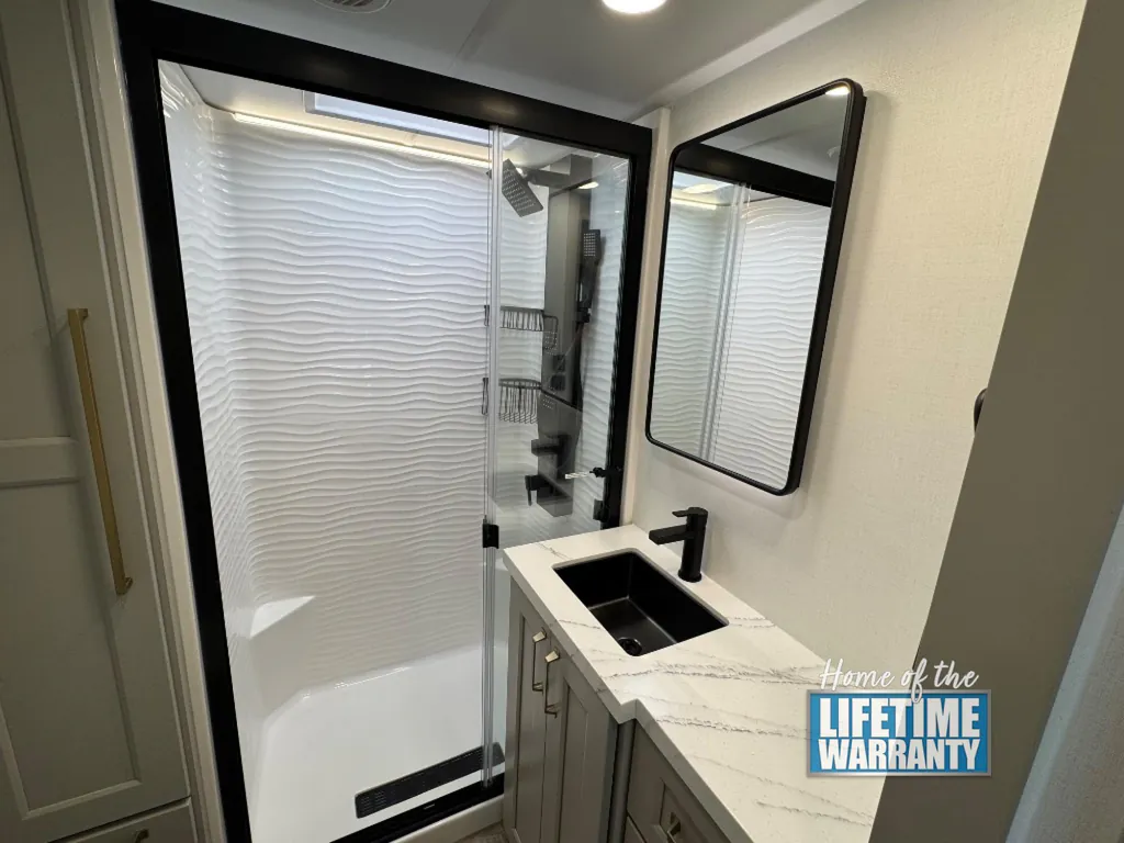 2026 Brinkley Model G 3950, Photos photo 27