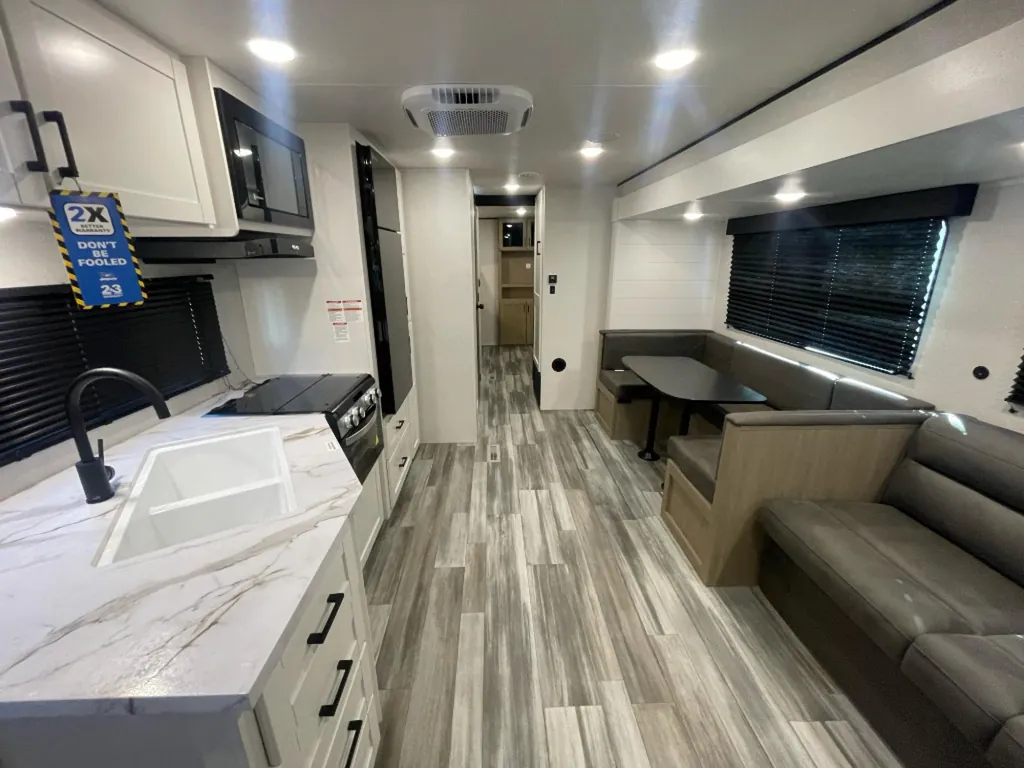 2026 Jayco Jay Flight SLX 321BDS, Photos photo 3