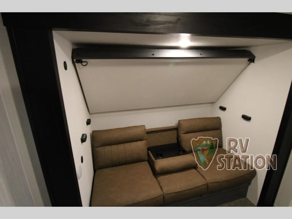 2027 Forest River Puma 32BHQS, Photos photo 35