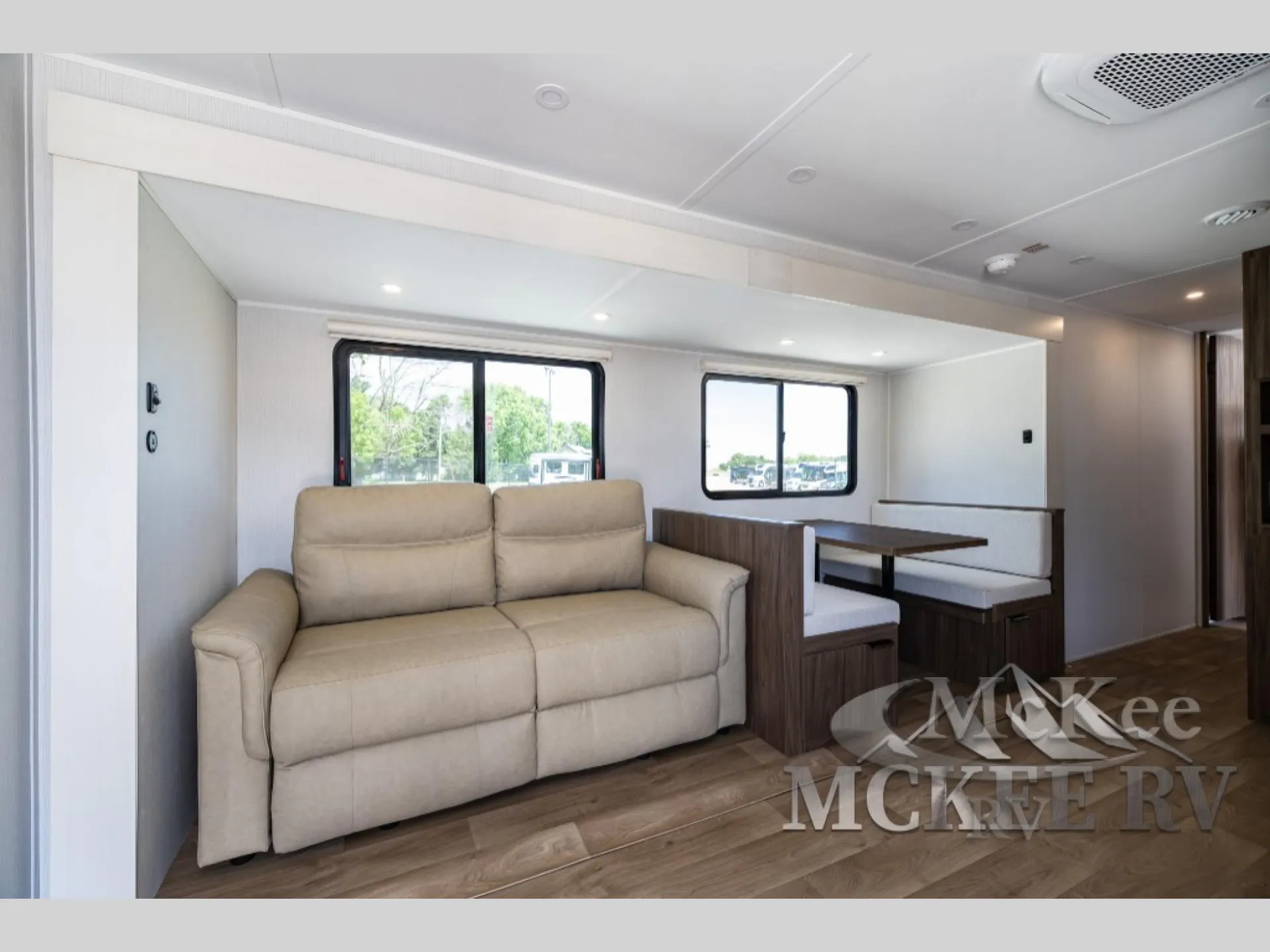 2026 Winnebago Access 32BR - Photo 4