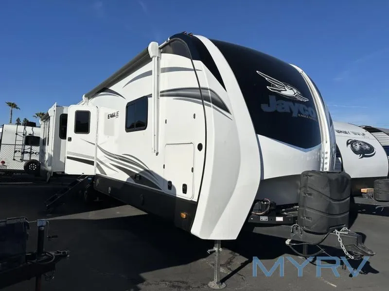 2022 Jayco Eagle 330RSTS - Photo 2