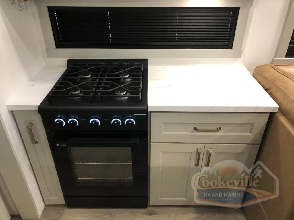 2026 Brinkley Model G 3970, Photos photo 9