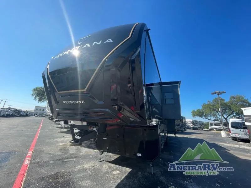 2026 Keystone RV Montana 3900RK - Photo 4