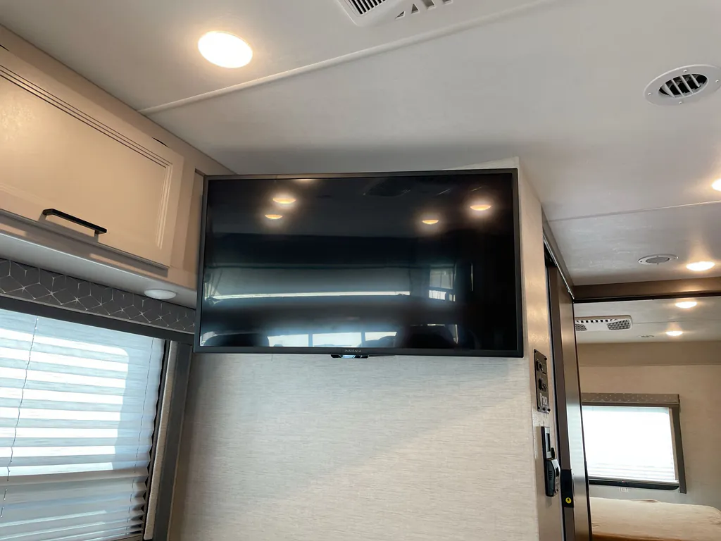 2024 Thor Motor Coach Freedom Traveler A29, Photos photo 14