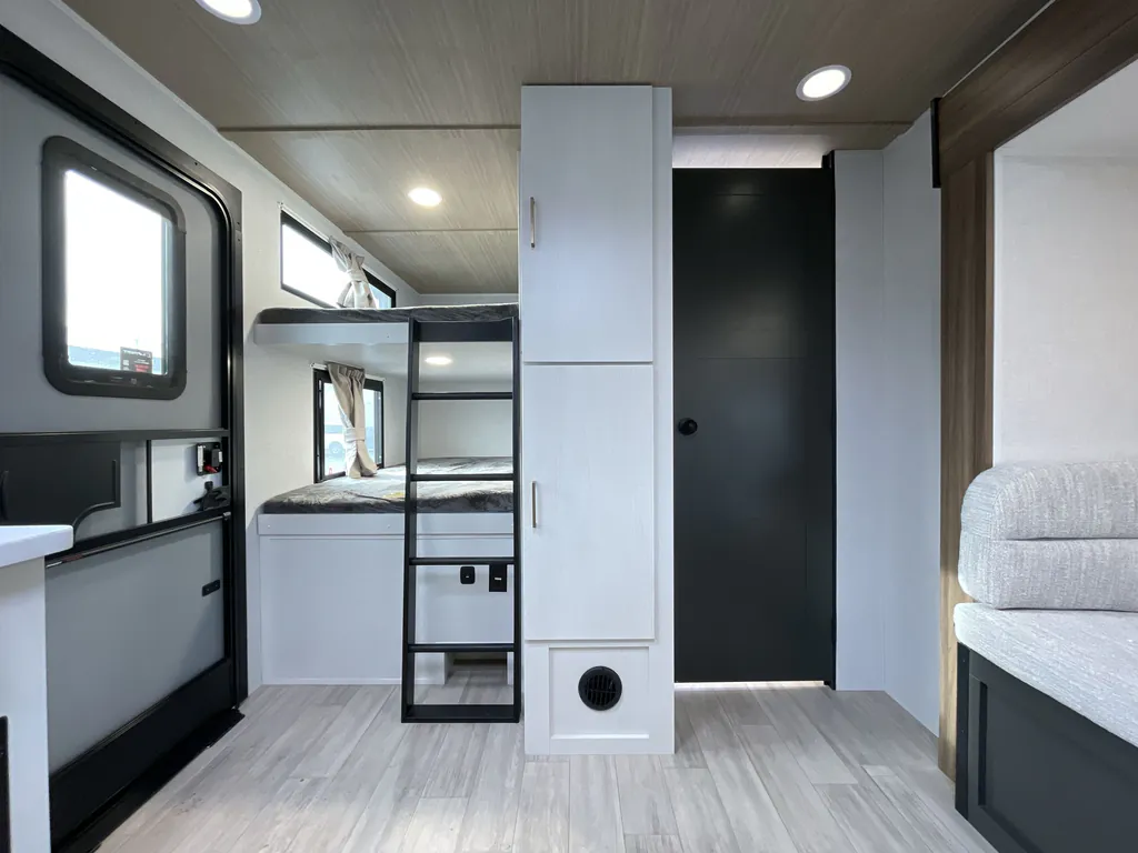 2026 Forest River Vibe Extreme Lite 2600BH, Photos photo 24