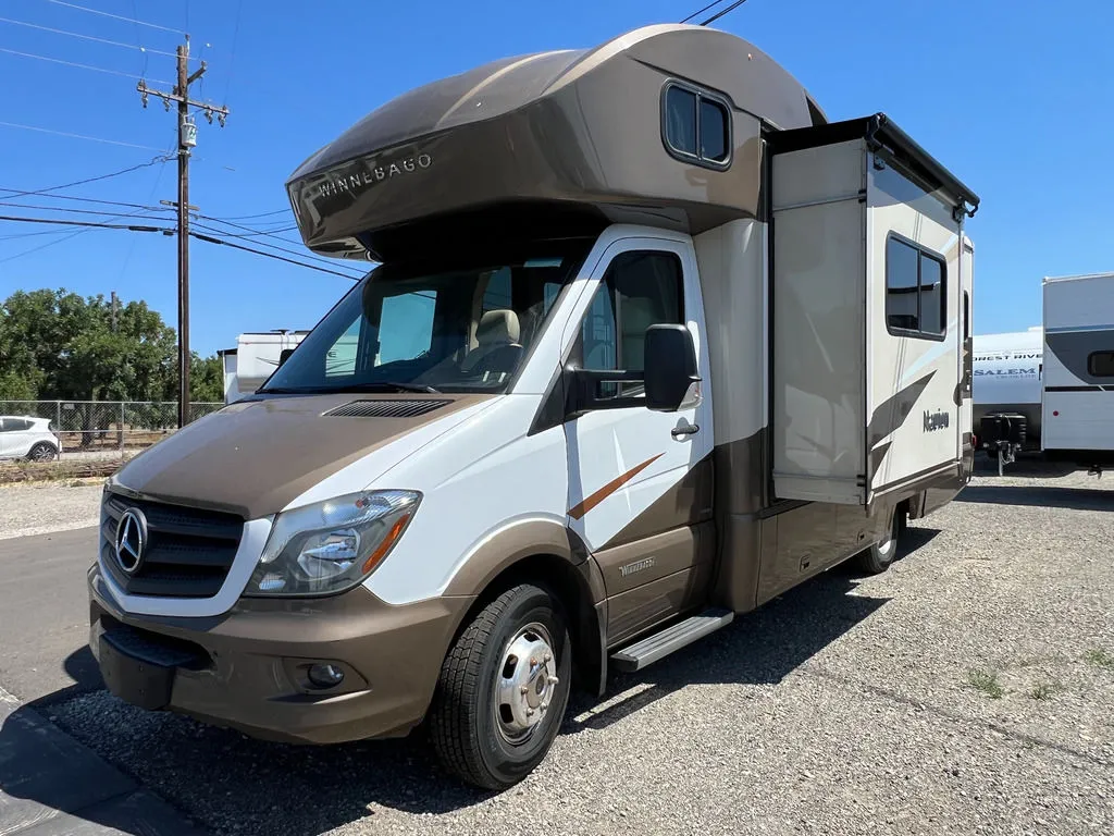 2015 Winnebago Navion 24G - Photo 2