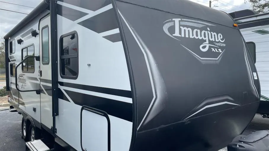 2019 Grand Design Imagine XLS 21BHE