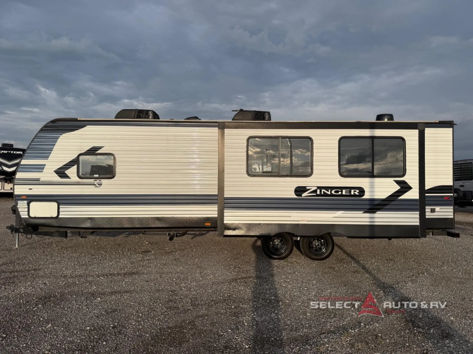 2022 CrossRoads Zinger 299RE - Photo 3