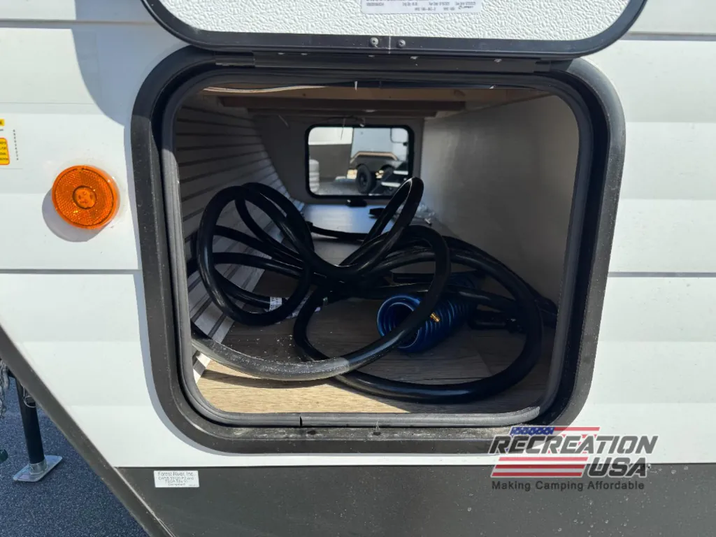 2026 Shasta RVs i-5 Edition 530BQB, Photos photo 31