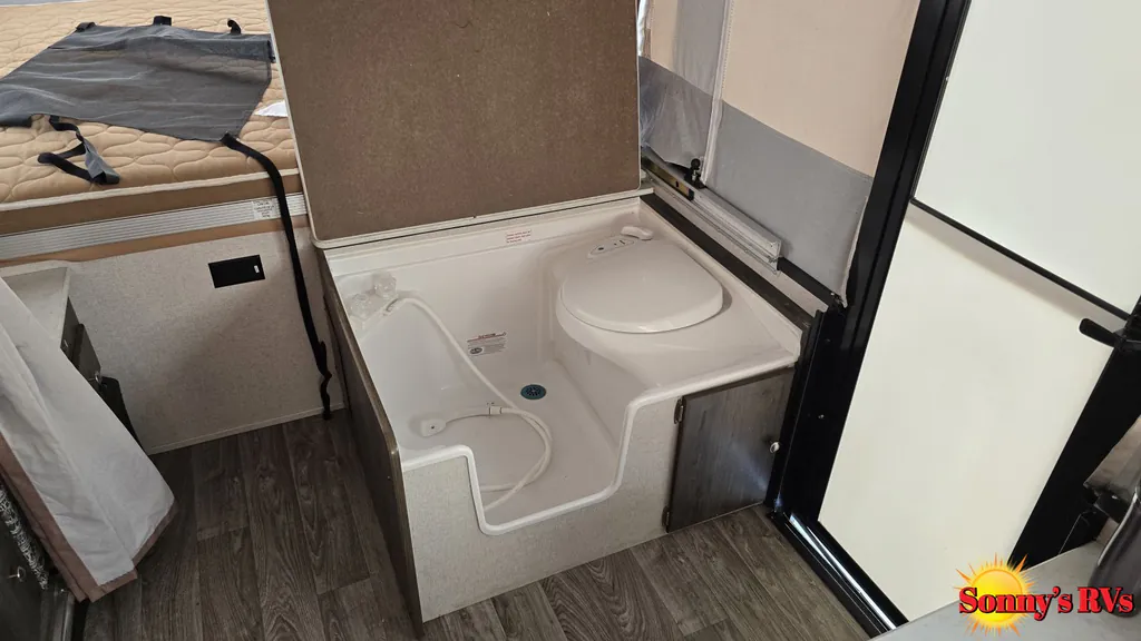 2019 Forest River Viking 2485SST, Photos photo 13