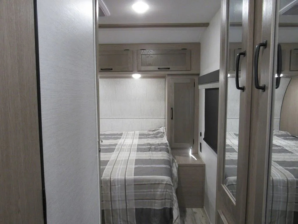 2025 Gulf Stream Conquest 295SBW, Photos photo 29