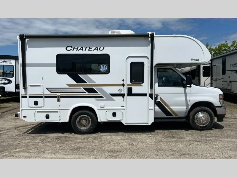 2027 Thor Motor Coach Chateau 19X - Photo 3