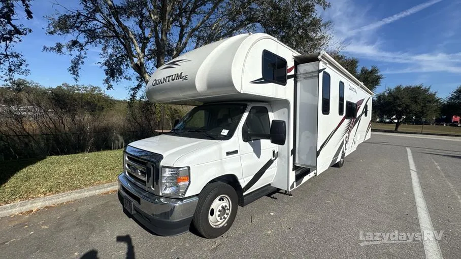 2024 Thor Motor Coach Quantum SE SE31 Ford - Photo 4