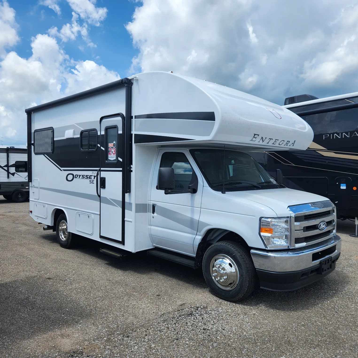 2027 Entegra Coach Odyssey SE 20LF - Photo 2