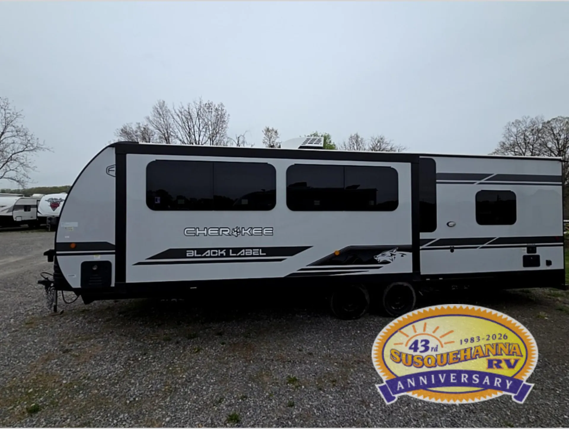 2026 Forest River Cherokee Grey Wolf Black Label 27GHBL - Photo 3
