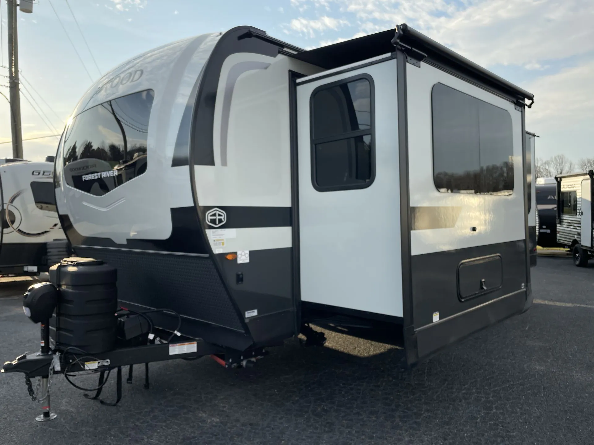 2026 Forest River Rockwood Mini Lite 2506FK - Photo 4