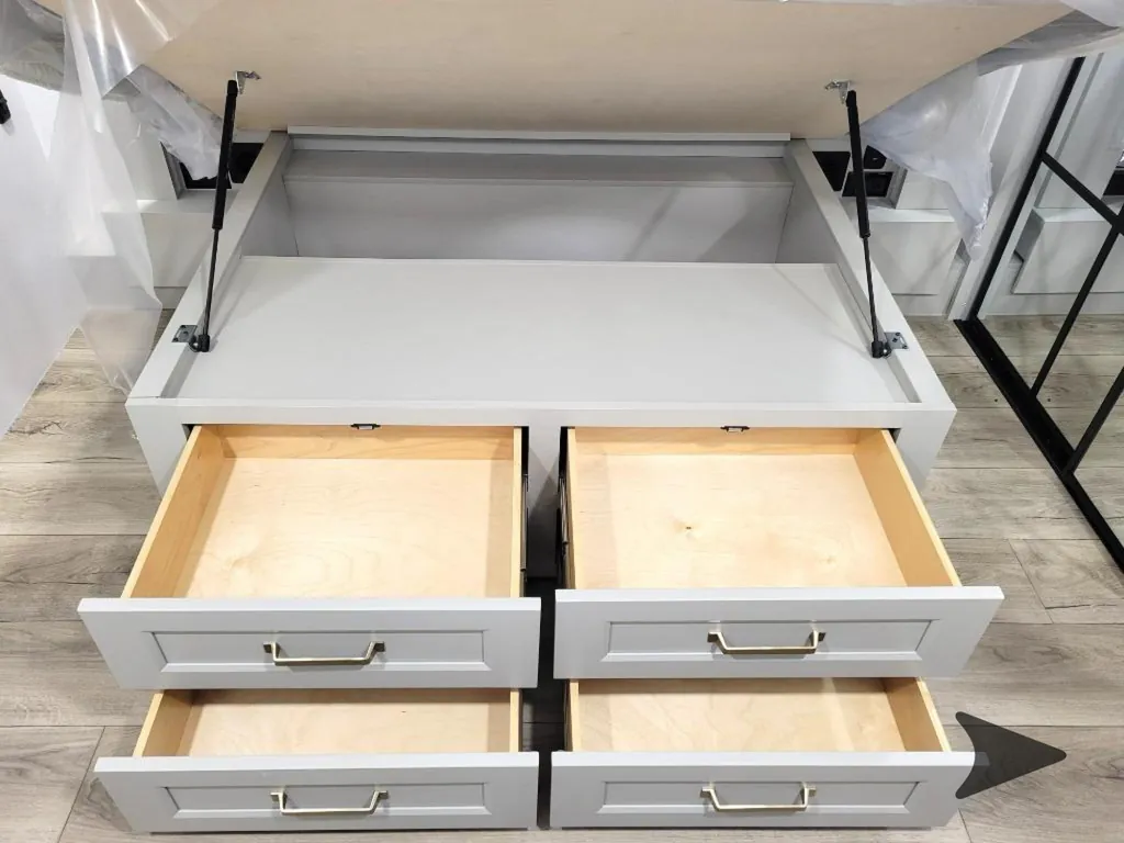 2026 Brinkley Model G 4100, Photos photo 81