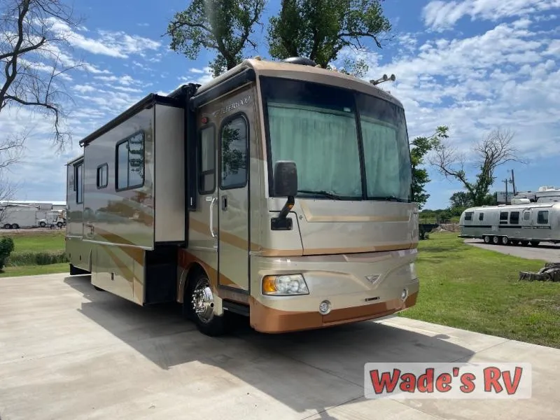 2006 Fleetwood RV Bounder 34H - Main photo