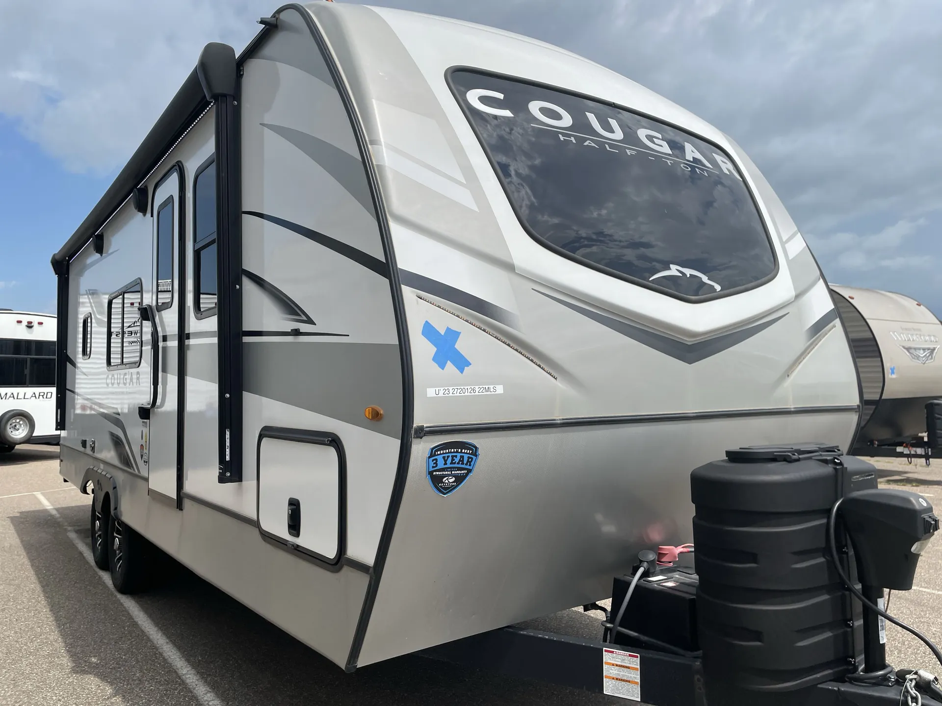 2023 Keystone Cougar Half-Ton 22MLS - Photo 2