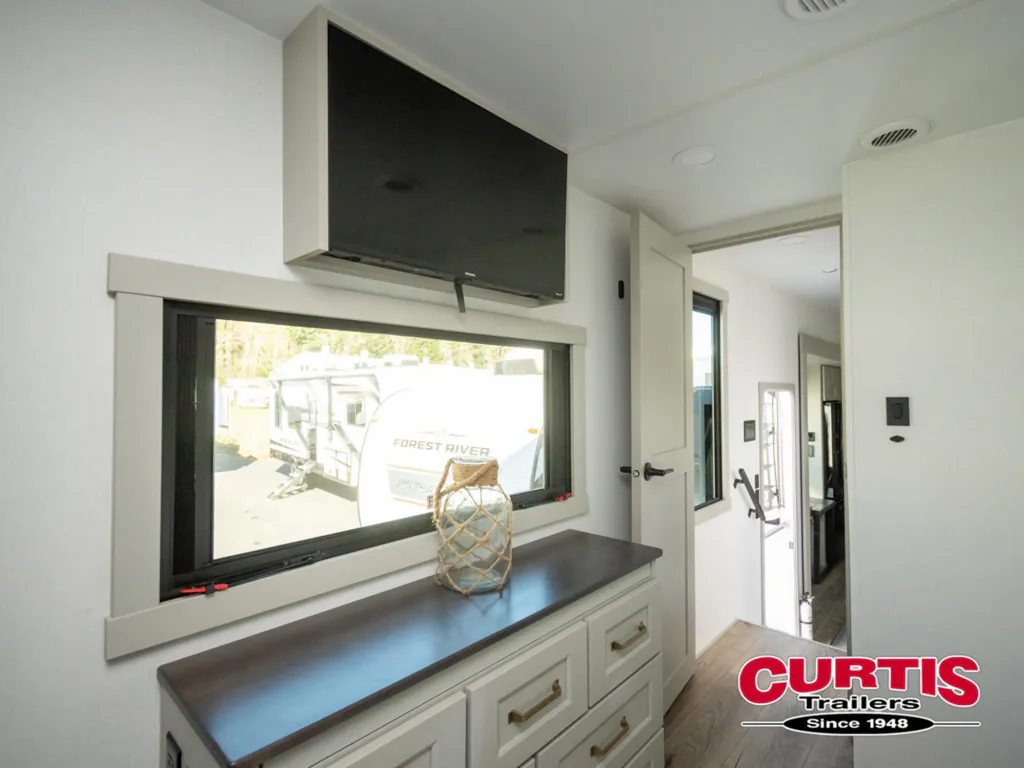 2026 Brinkley Model G 3950, Photos photo 22