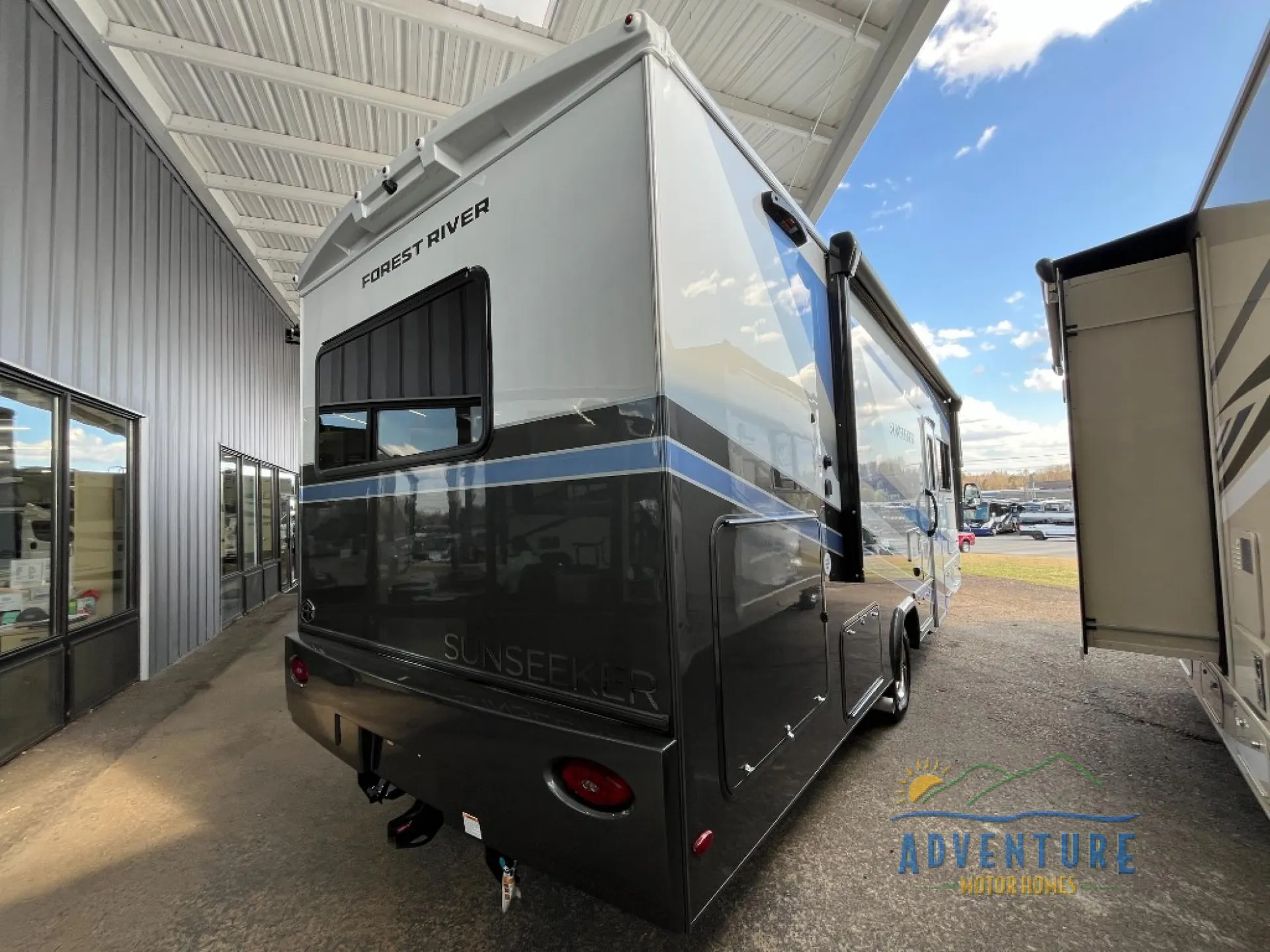 2026 Forest River Sunseeker 3050S — Photo 6