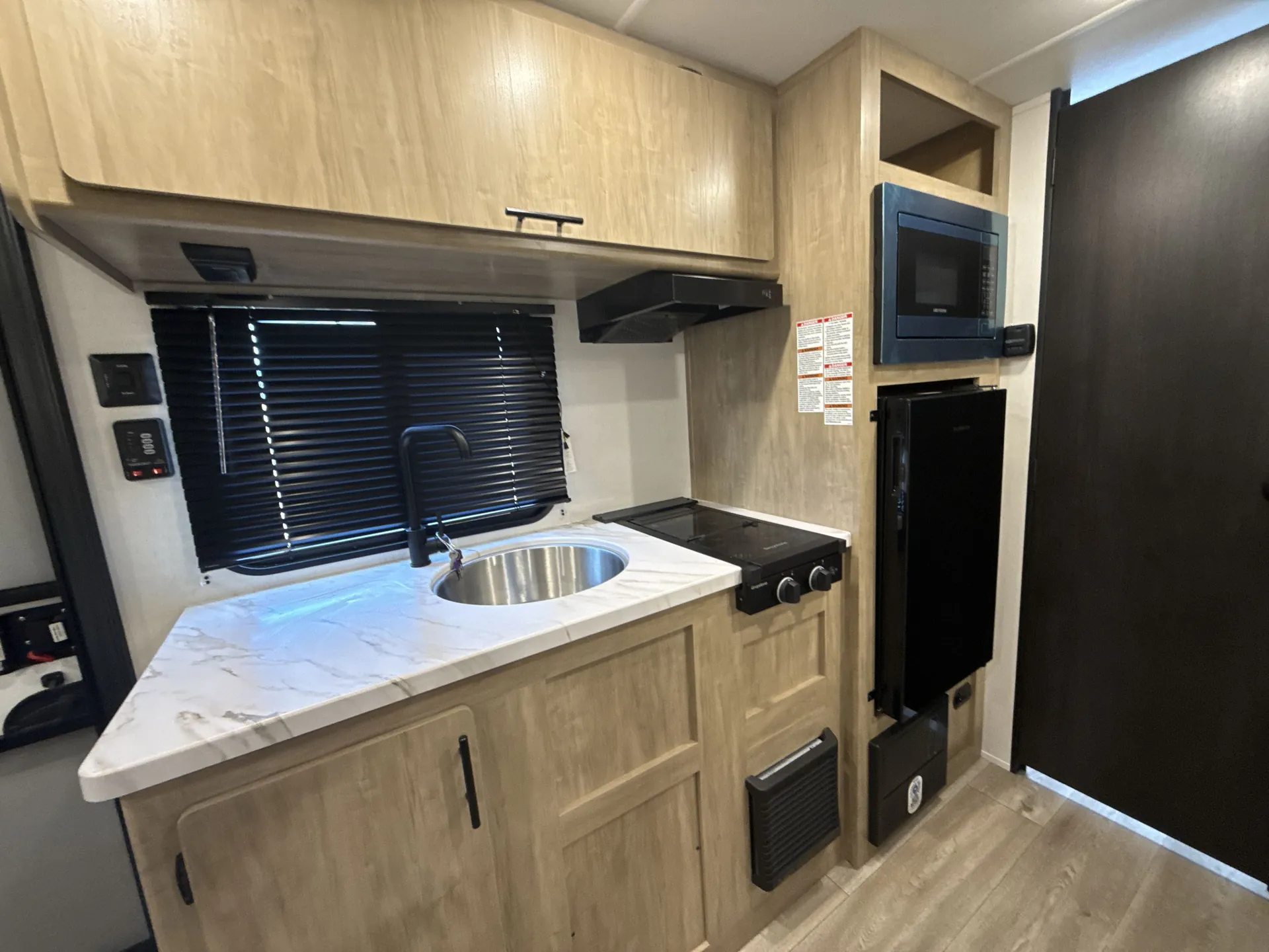 2027 Forest River Cherokee Wolf Pup 16LP — stove oven