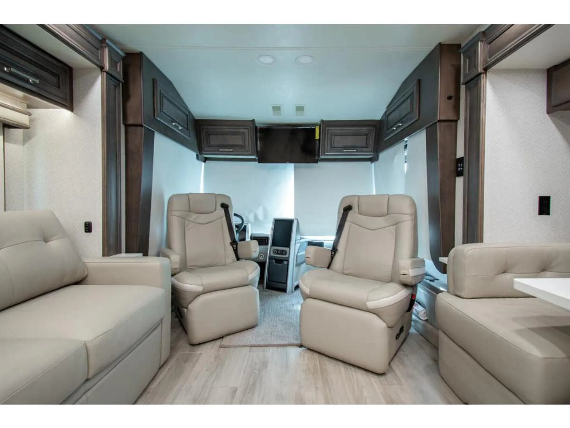 2026 Entegra Coach Aspire 44R - Photo 4