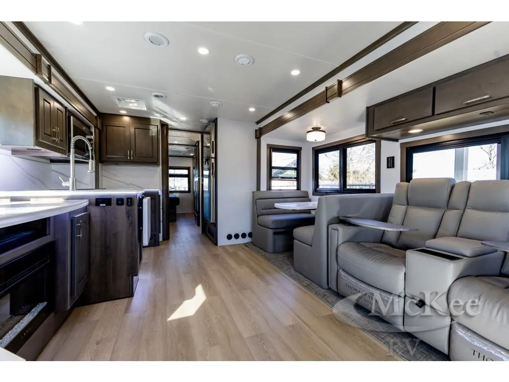2026 Dynamax Corp DX3 37TS - Photo 3