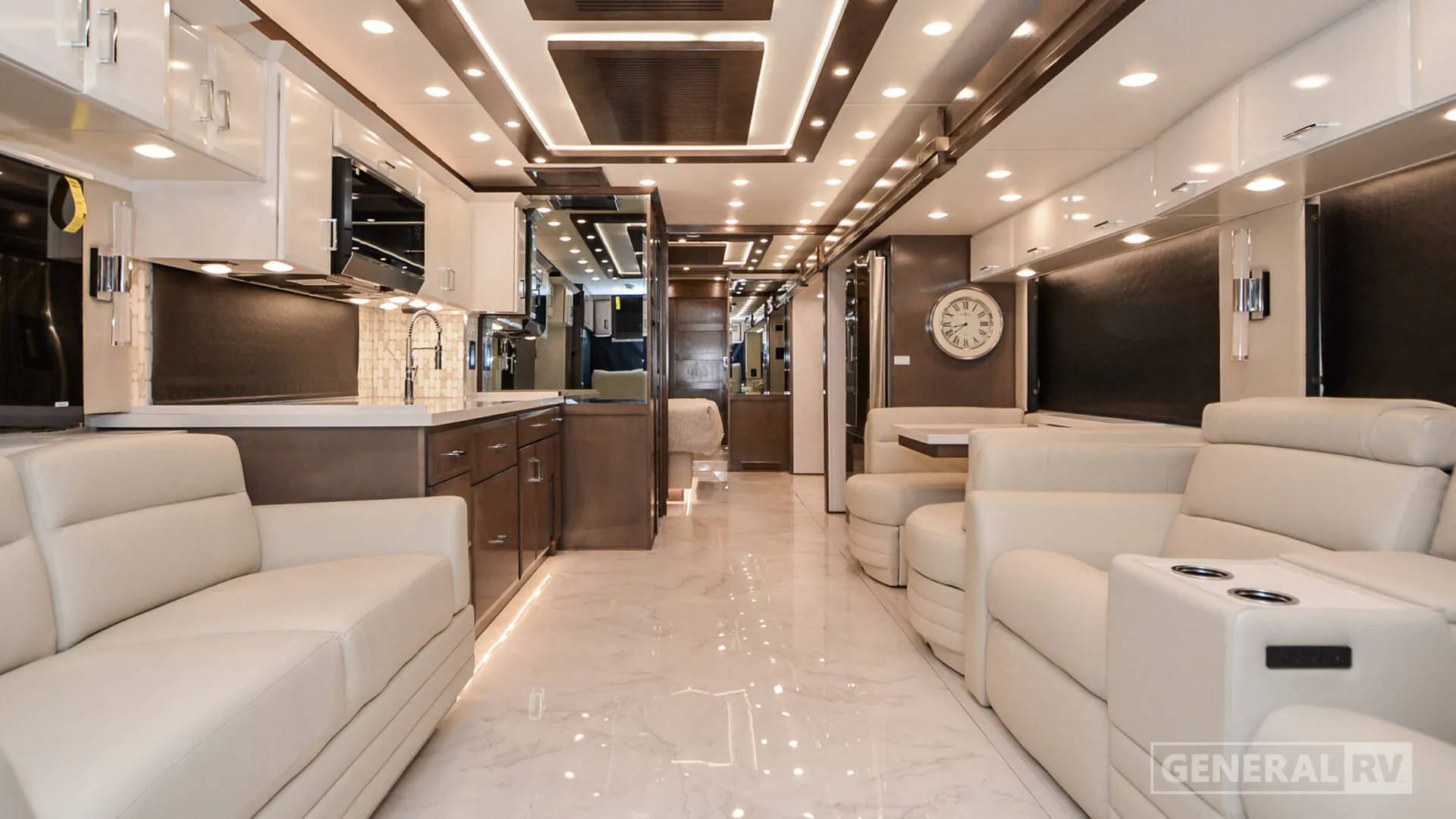 2027 Newmar Mountain Aire 4551 - Photo 3
