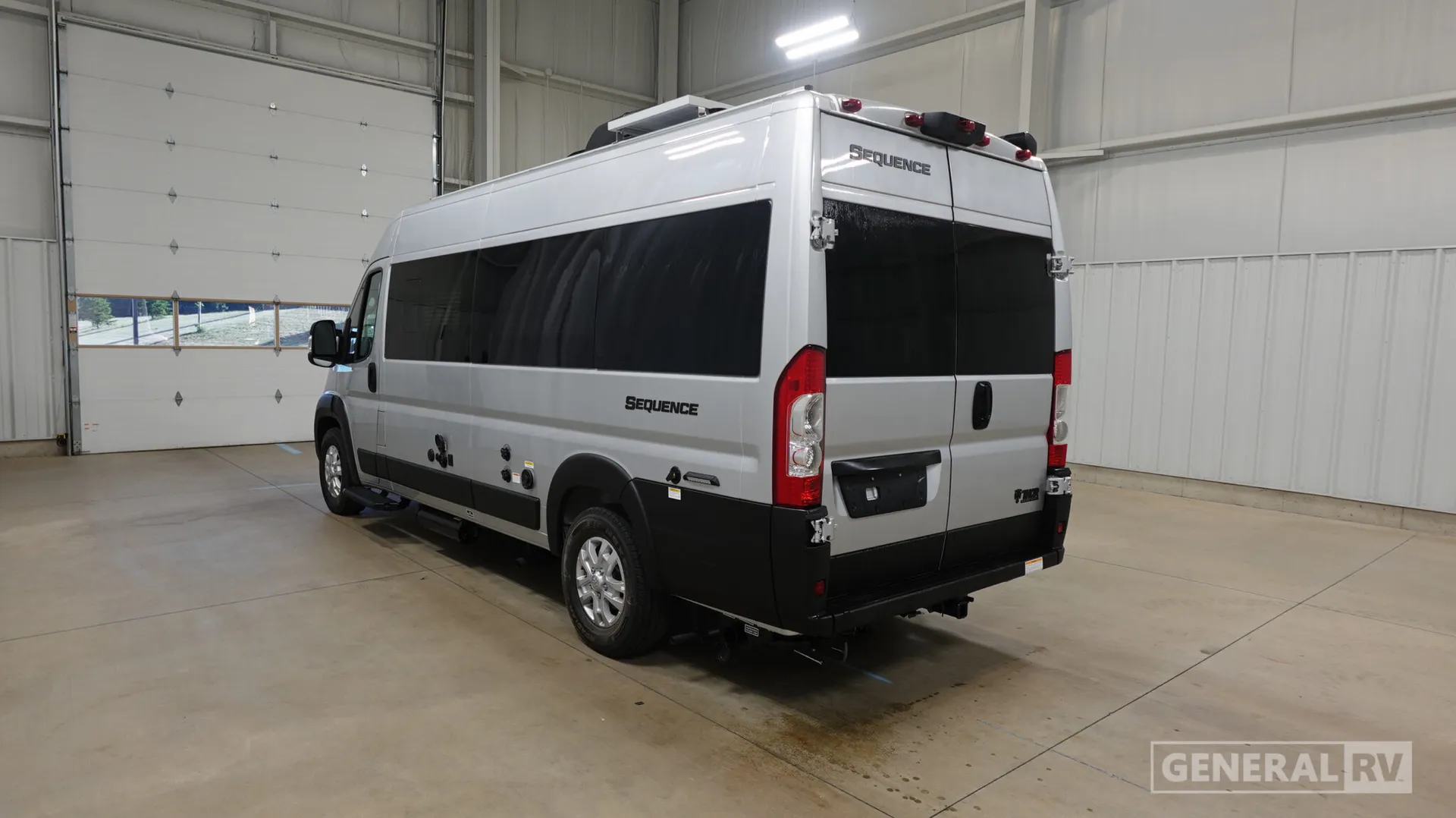 2027 Thor Motor Coach Sequence 20L - Photo 4