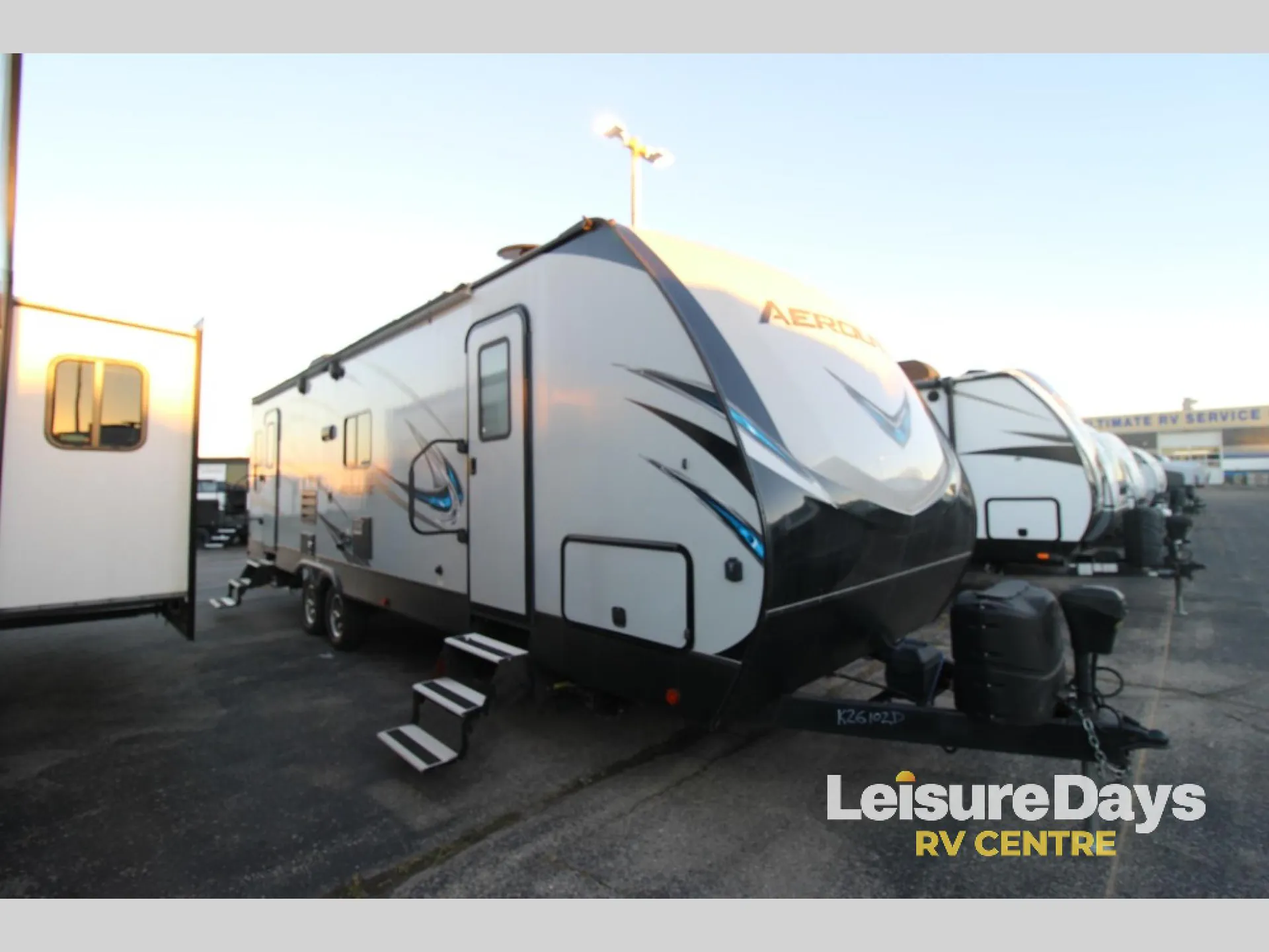 2018 Dutchmen Aerolite 2933RL - Photo 2