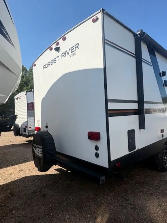 2019 Forest River Vibe 22RB - Photo 4