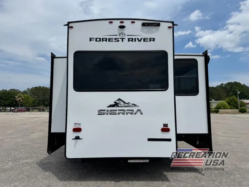 2025 Forest River Sierra 3900HBLR - Photo 4