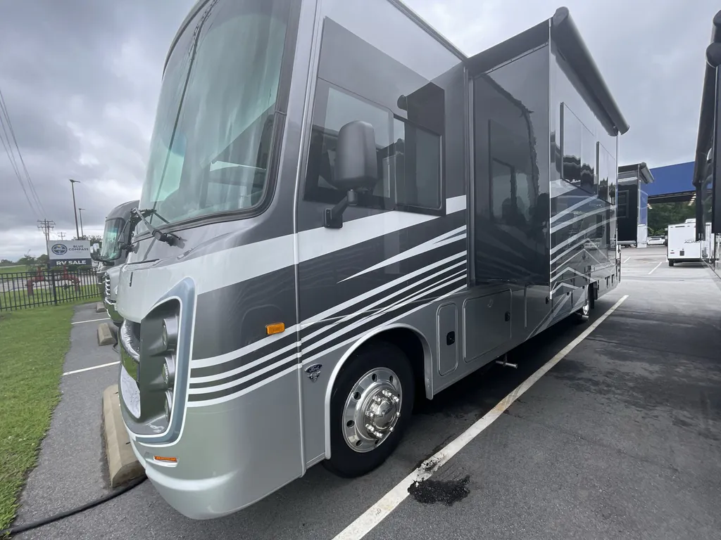 2026 Entegra Coach Vision XL 36C, Photos photo 3