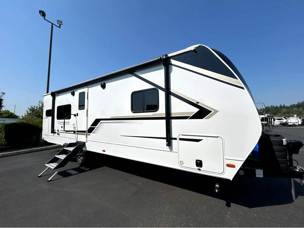 2026 Keystone Cougar Western Elevation 25MLWE - Photo 2