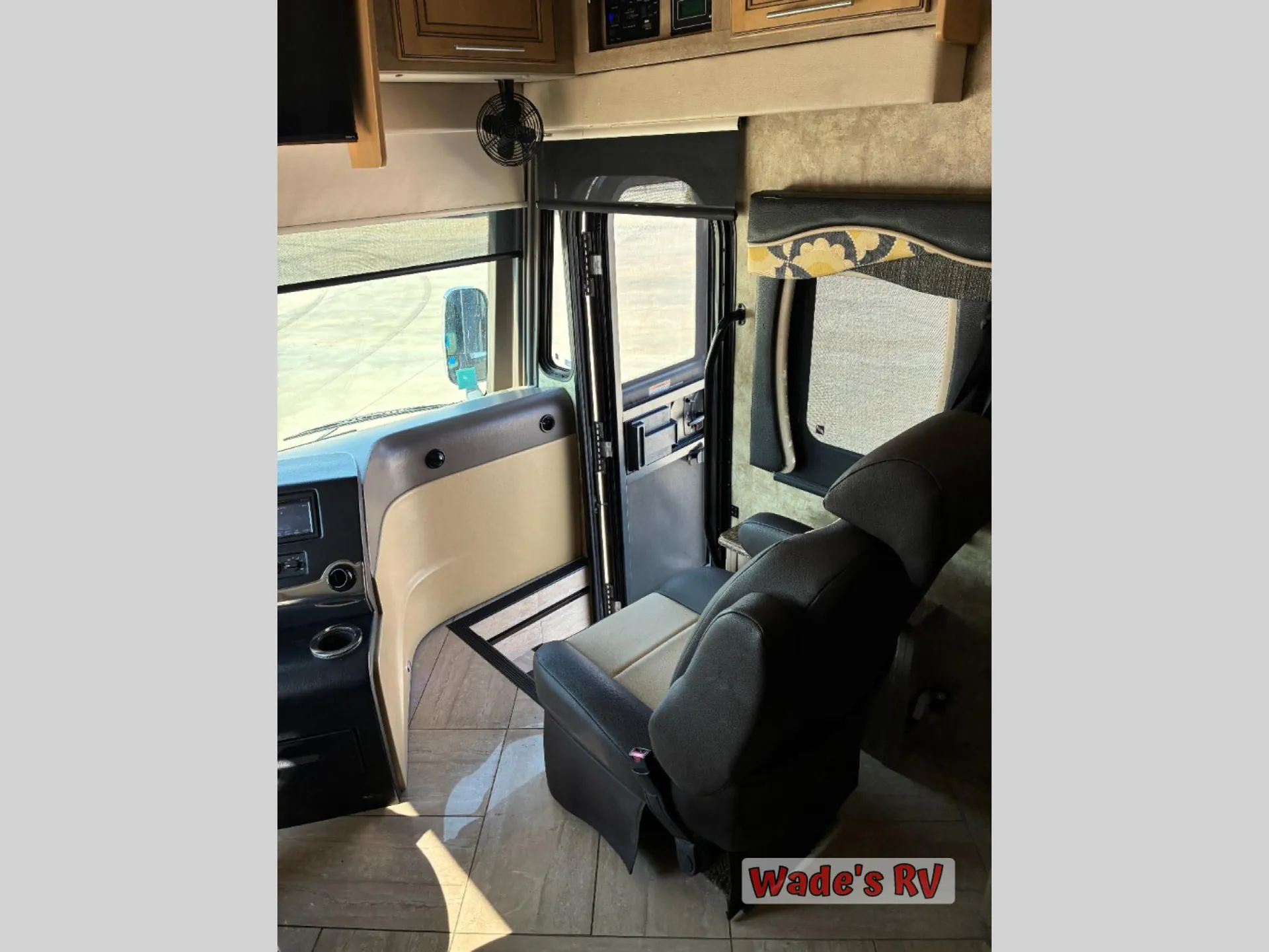 2016 Coachmen Sportscoach Cross Country 405FK - Photo 3