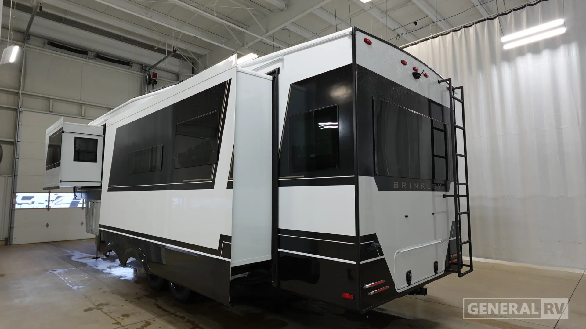 2026 Brinkley Model Z 3100 - Photo 4