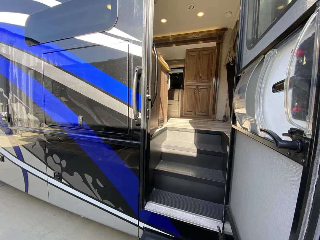 2021 Jayco Seneca Prestige 37K - Photo 3