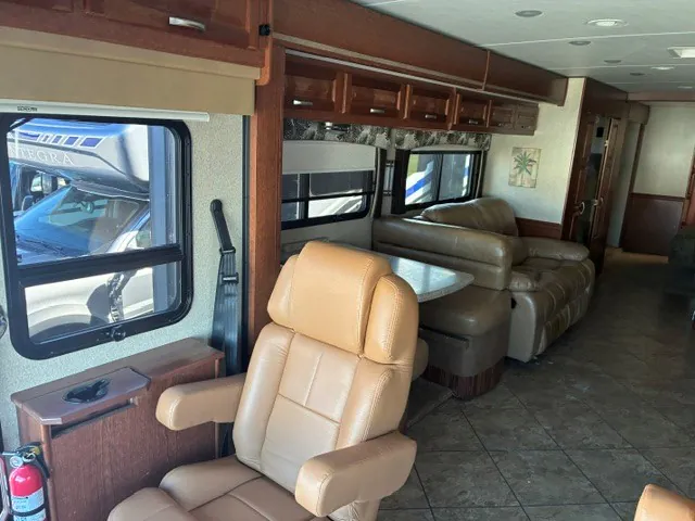 2015 Forest River RV Berkshire 38A, Photos photo 11