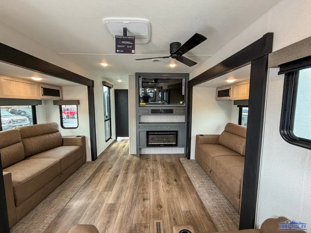 2027 Forest River Puma Vista 39FKL, Photos photo 11