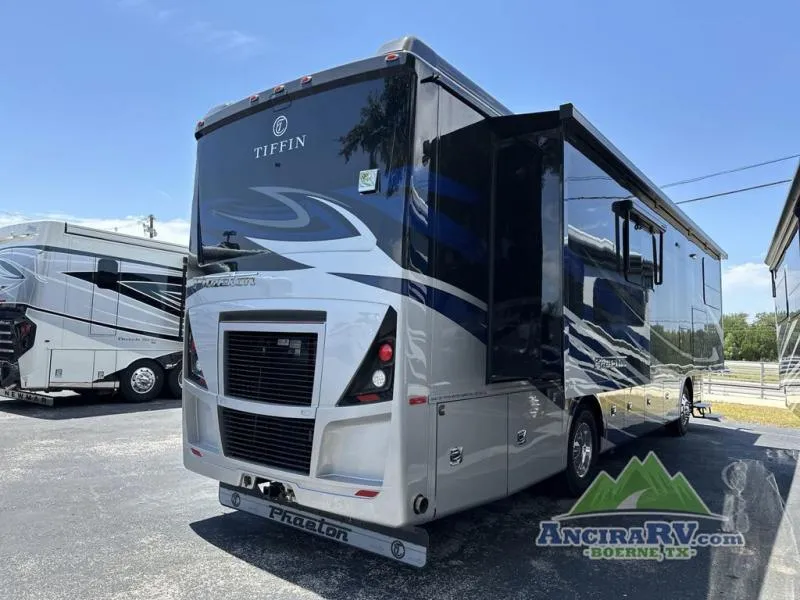 2026 Tiffin Phaeton 35 CH - Photo 3
