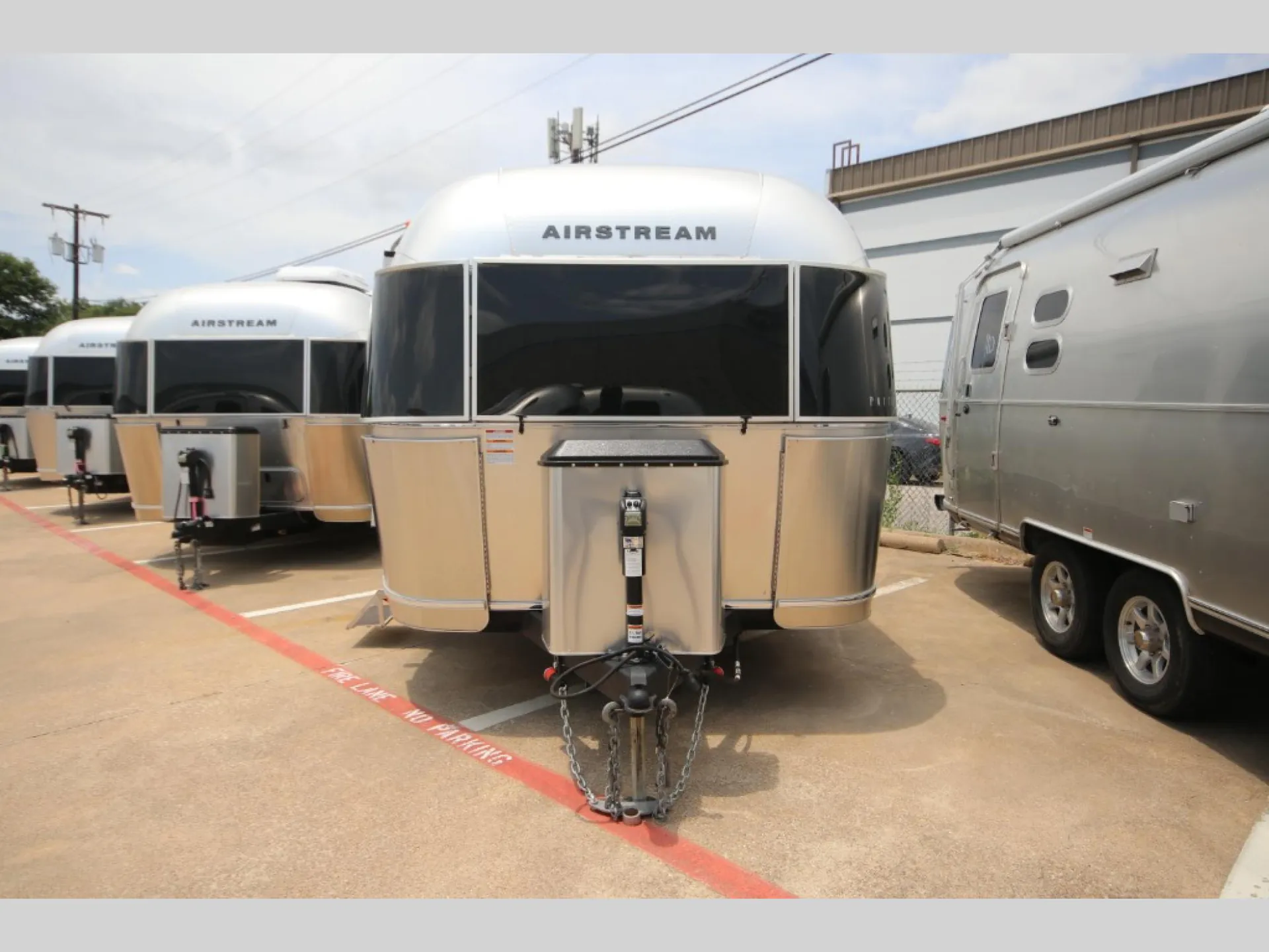 2023 Airstream Pottery Barn 28RB - Photo 3