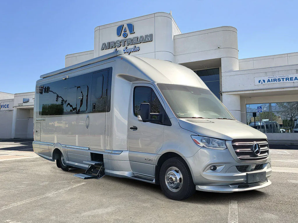 2022 Airstream Interstate 24GT - Photo 3