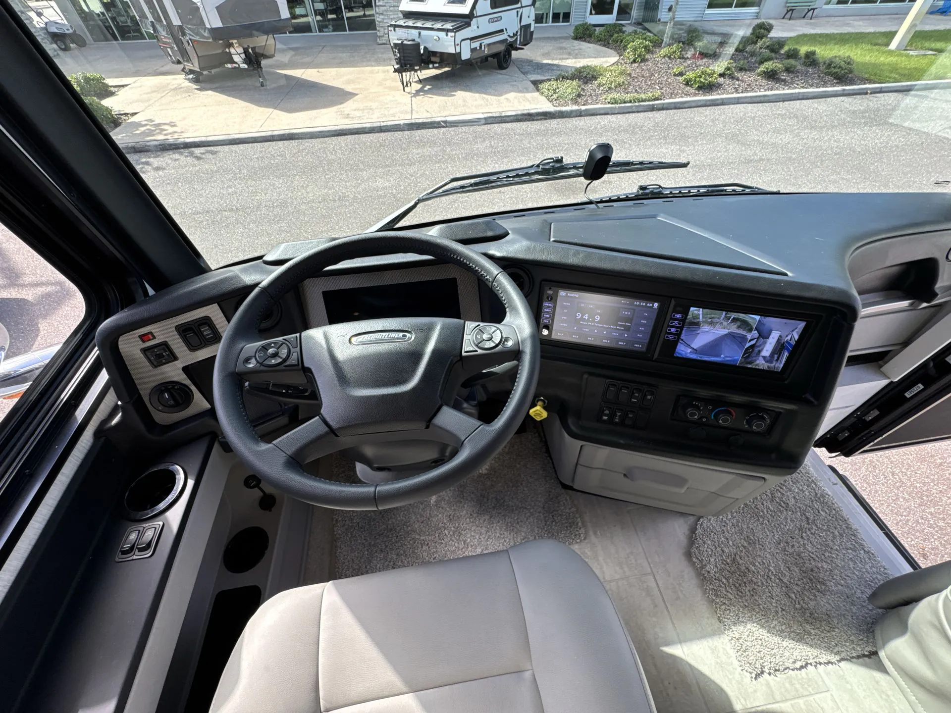 2026 Newmar Ventana 3512 - Photo 4