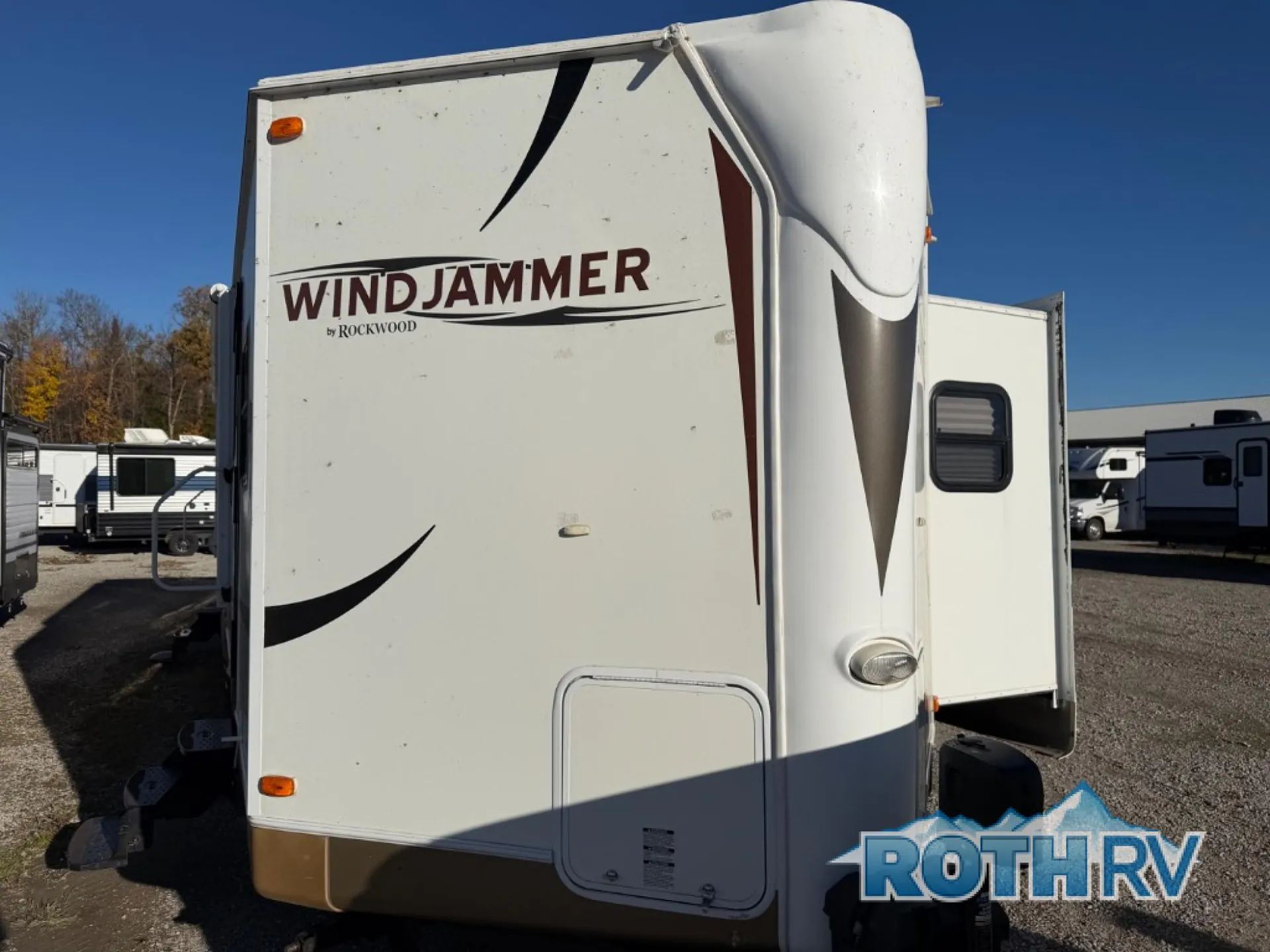 2011 Forest River Rockwood Windjammer 3001W - Photo 3