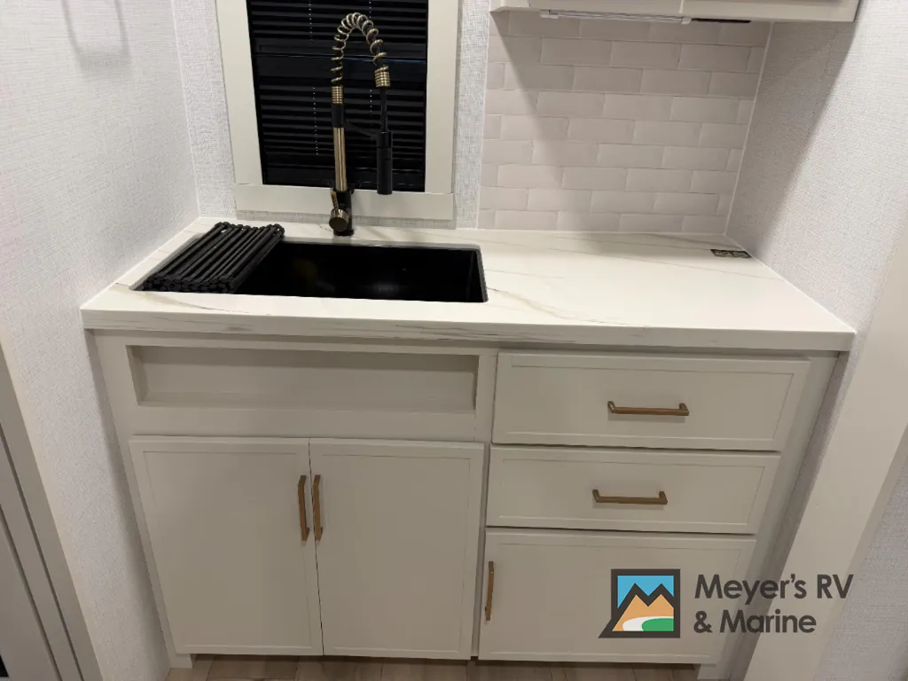 2026 Brinkley Model I 235, Photos photo 11