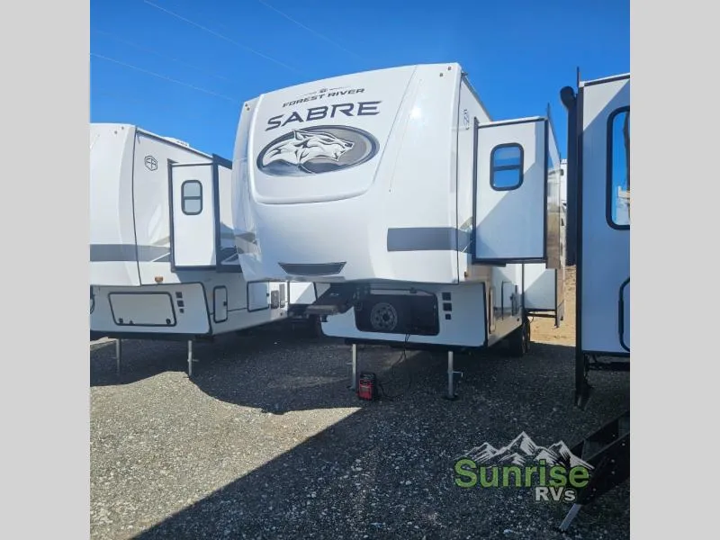 2026 Forest River Cherokee Sabre 32GKS - Photo 4