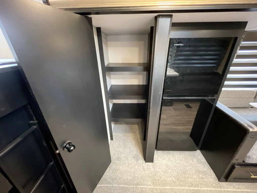 2022 Forest River Cherokee 274BRB, Photos photo 9