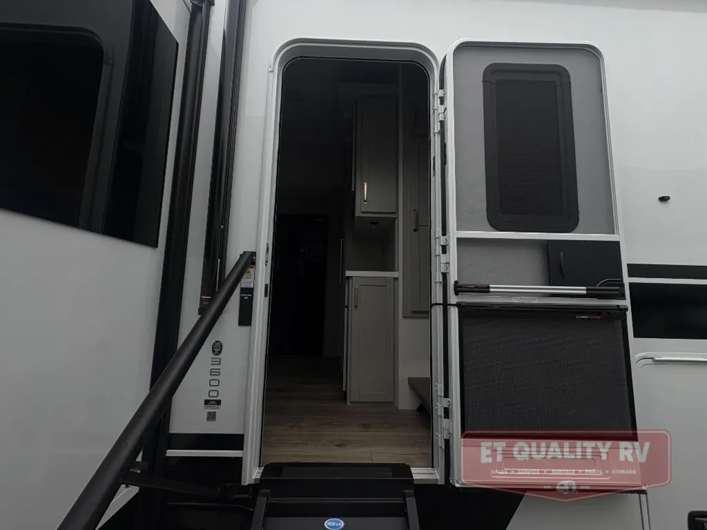 2026 Brinkley Model Z 3600, Photos photo 27