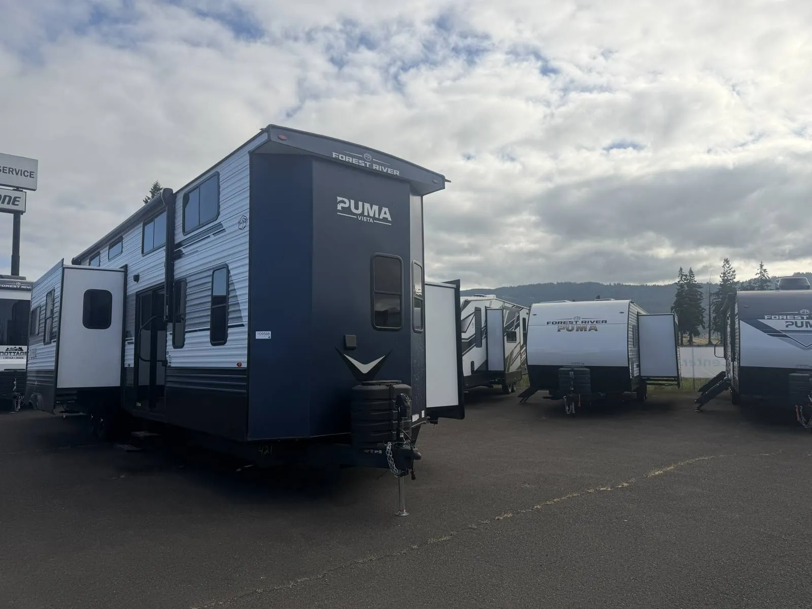 2026 Forest River Puma Vista 421LFT - Photo 3